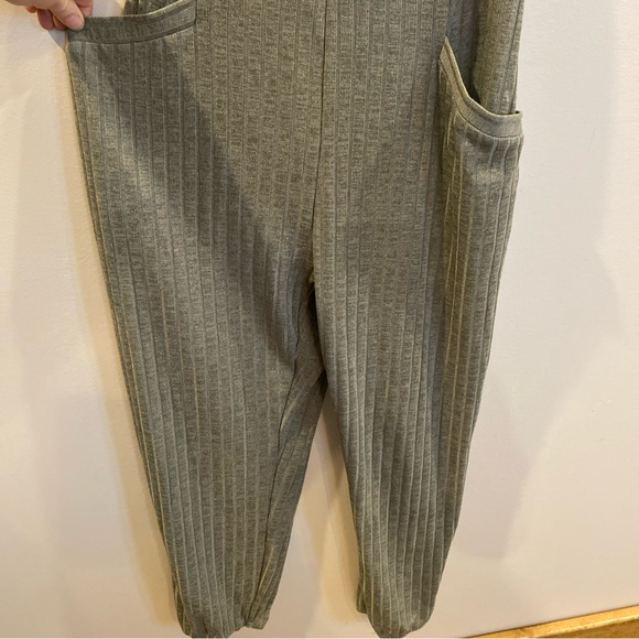 Jumpsuit Green Medium NWT - Picture 3 of 5